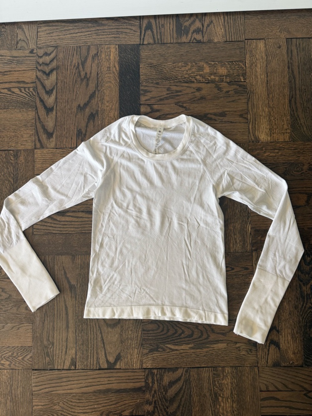 lululemon race length white long sleeve  NWOT